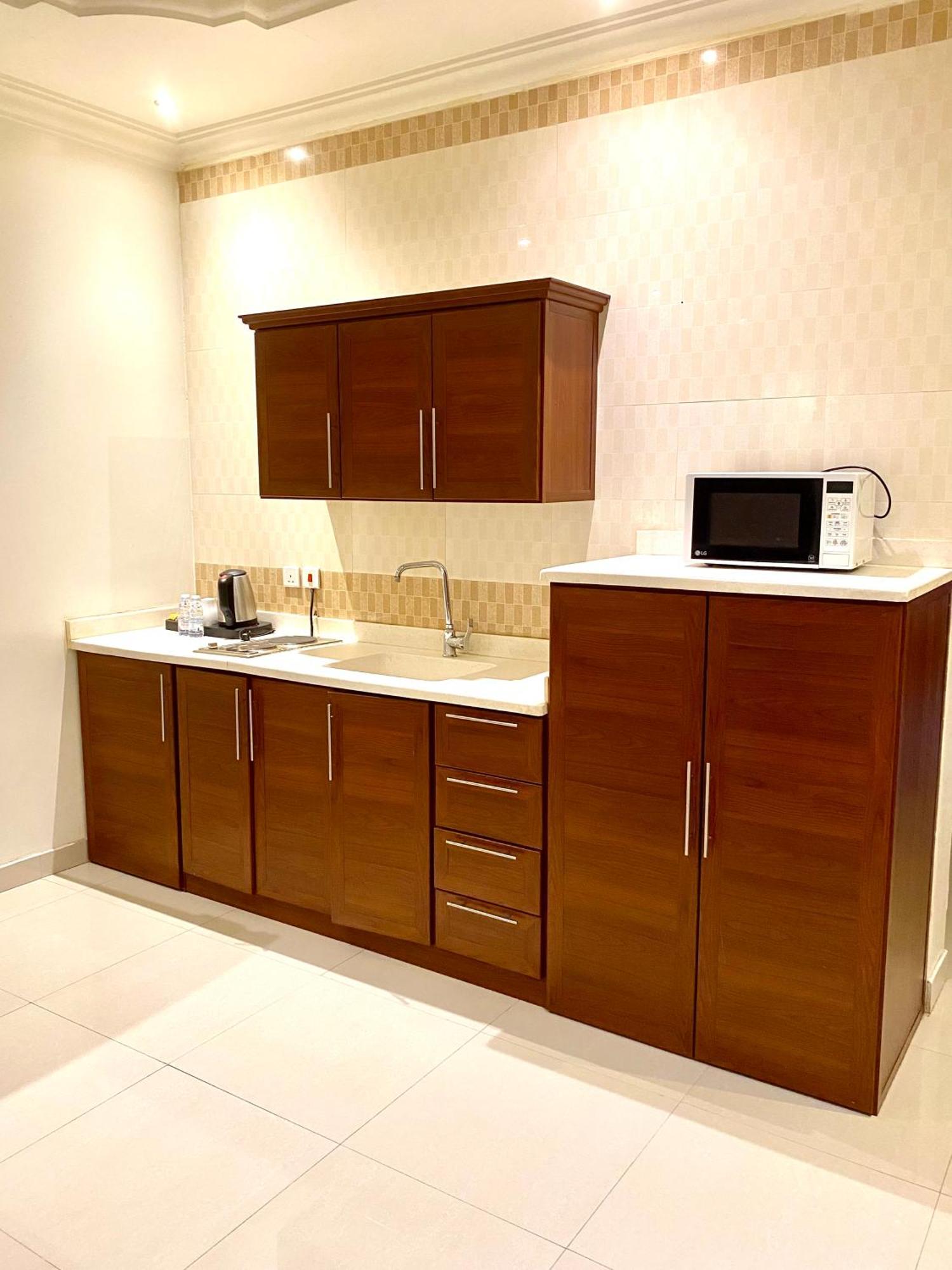 Al Joon Hotel Riyadh Exteriör bild