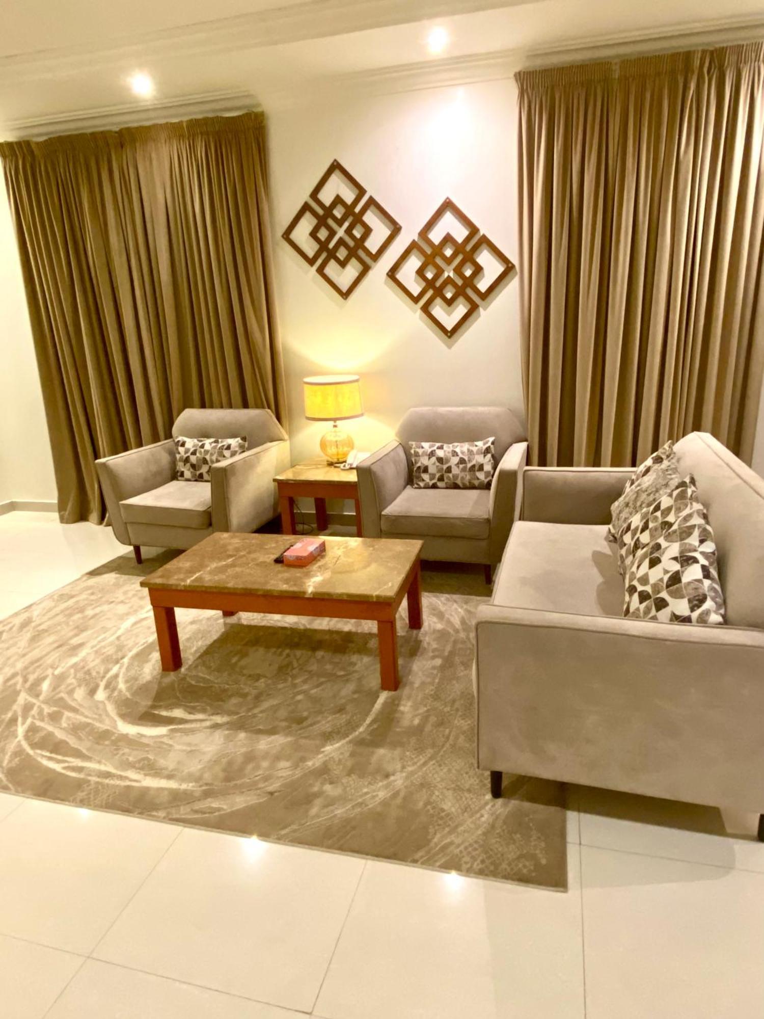 Al Joon Hotel Riyadh Exteriör bild
