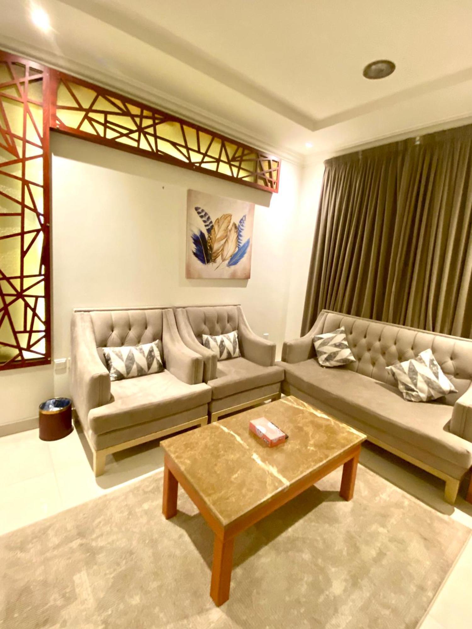 Al Joon Hotel Riyadh Exteriör bild